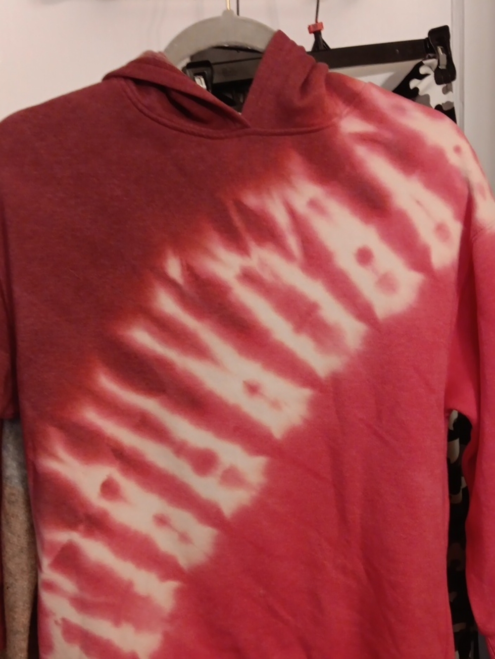 art class Red and White Diagonal Tie-Dye Hoodie